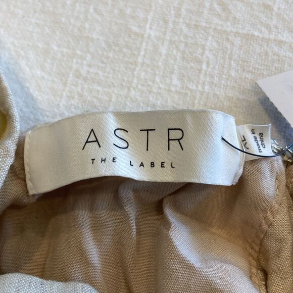 ASTR the Label NWT Wide Leg Cream Jumpsuit XL - Picture 6 of 9